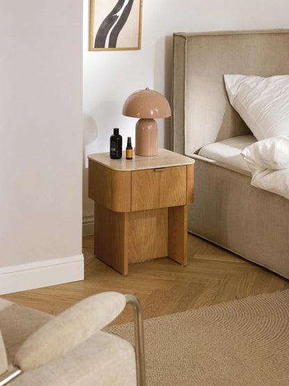 Table de nuit en noyer avec plateau en marbre Zumi